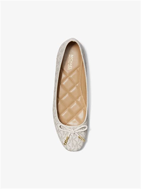 Nori Logo Ballet Flat 